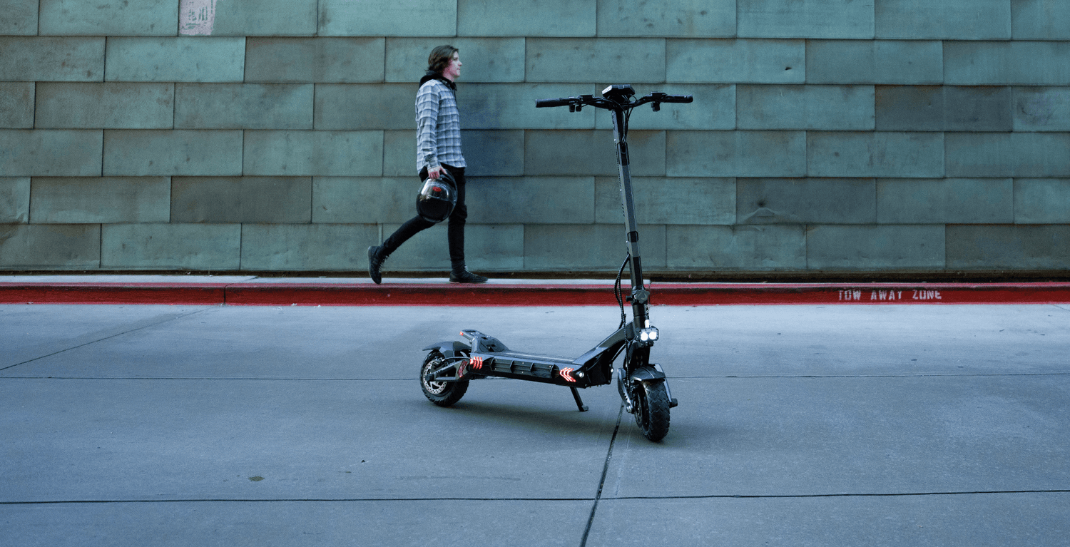 Clean Radrunner Embrace the RoadRunner Scooters Revolution: Clean Alternative Transpor
