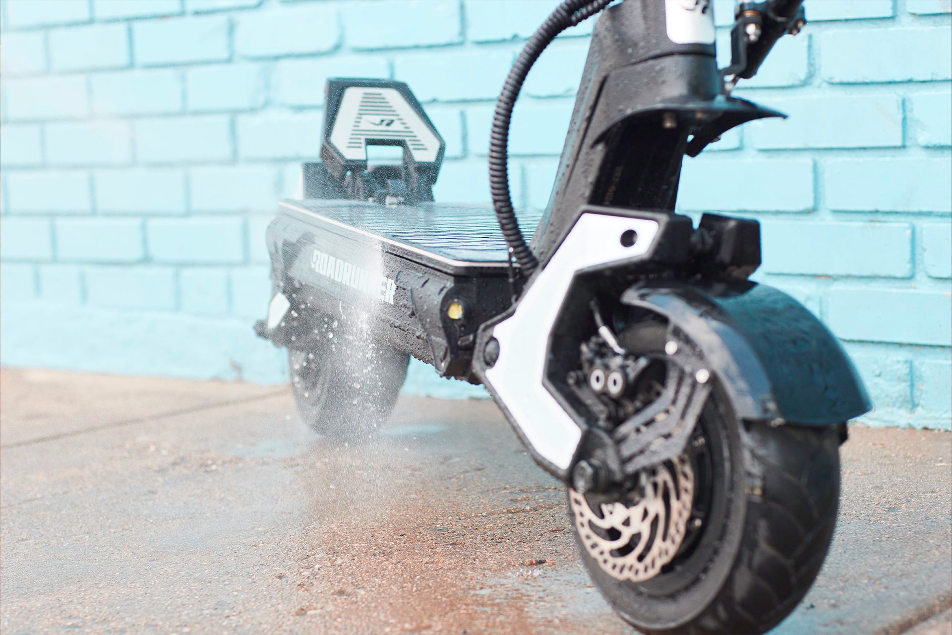 RX7 Hyper Electric Scooter Overview | RoadRunner Scooters