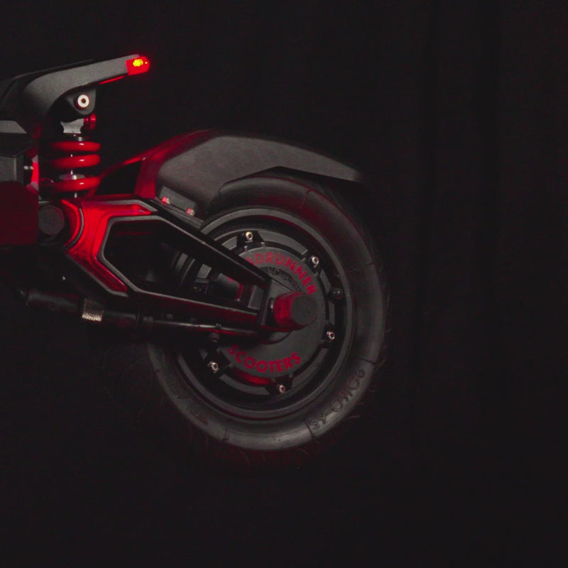 Load and play video in Gallery viewer, RS6 ULTRA Electric Scooter
